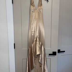 Elegant Gold Evening Gown